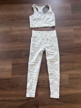 Light Gray/White “army” workout fit